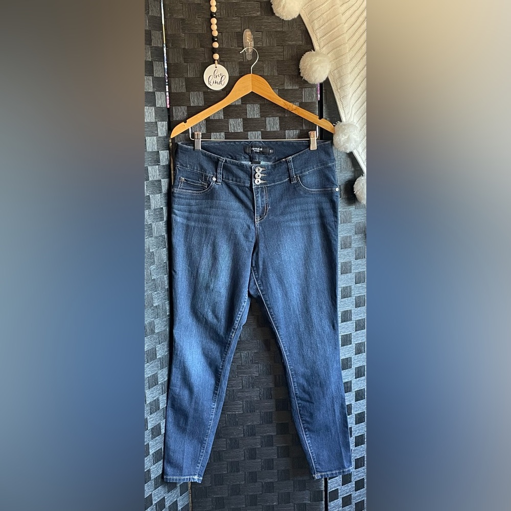 Woman’s Torrid Jeans Size 14